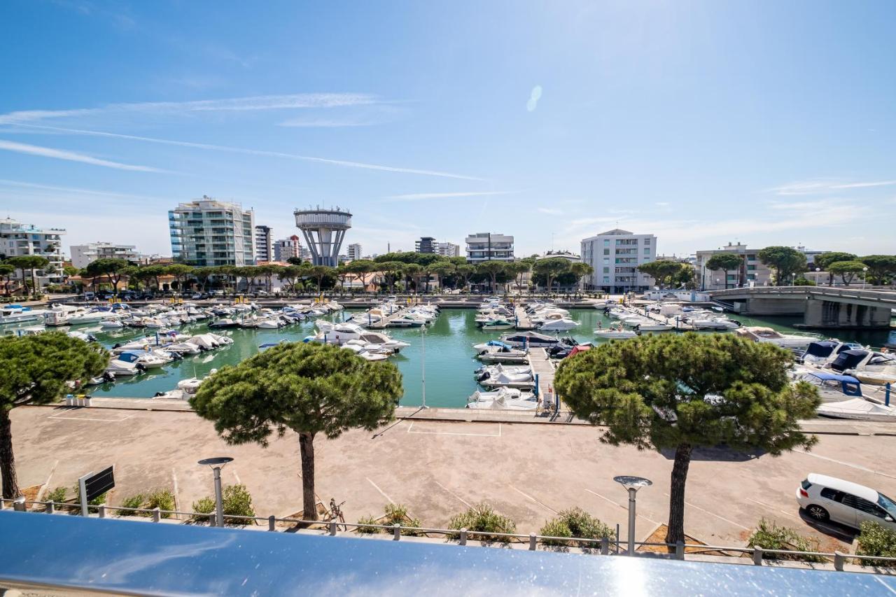 Hotel Mare Lignano Sabbiadoro Luaran gambar